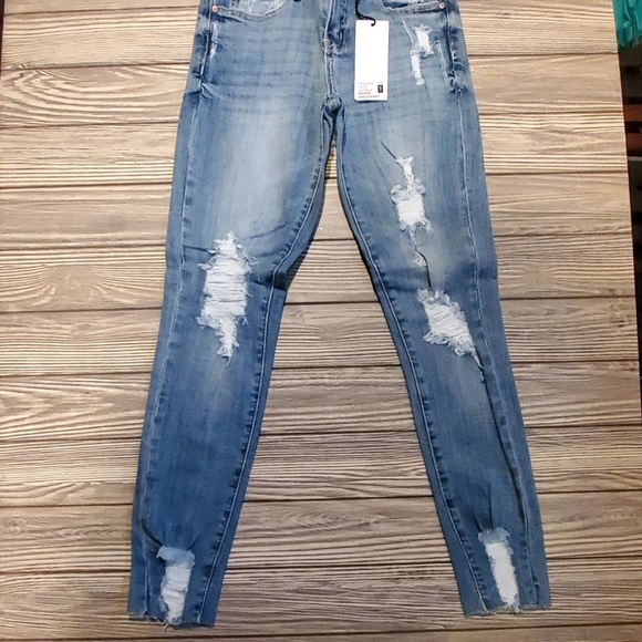 Last 2!! MIA Distress Ankle denim jeans - Picture 2 of 5
